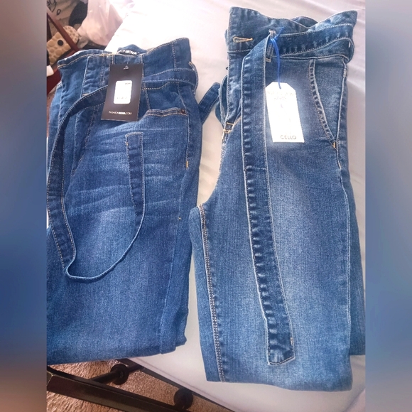 Women's size 3, two pair of high waist belted skinny jeans, NWT - Picture 1 of 7